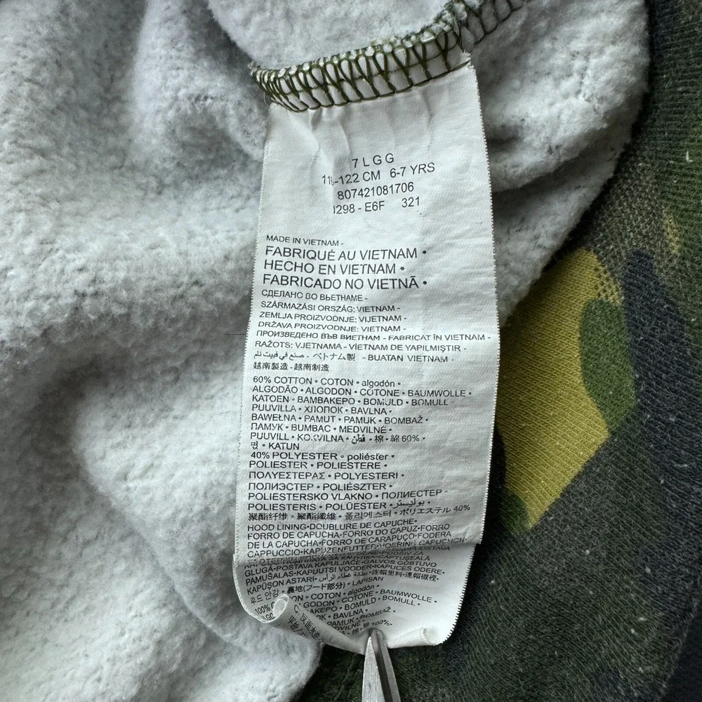 Nike Boys Size 7 Green Camo Hoodie Pullover Fleece Logo Sweatshirt Cotton Casual